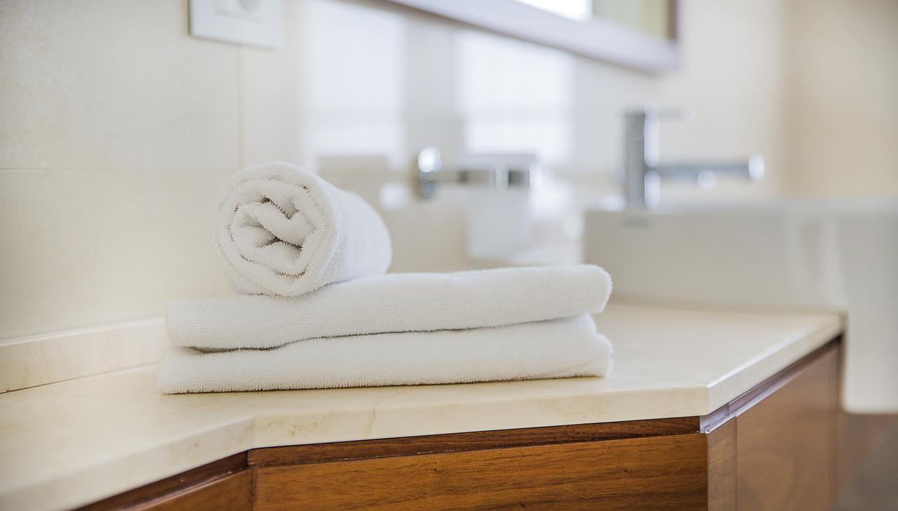 Grand Hotel Terme Sirmione Exterior photo Towels