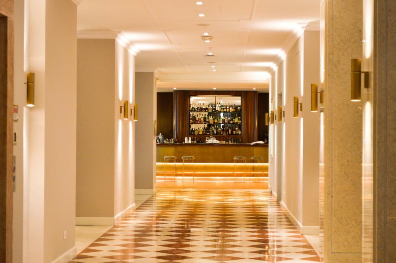 Grand Hotel Terme Sirmione Exterior photo The lobby